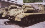 The ISU-152 ( JSU-152 ) heavy assault gun